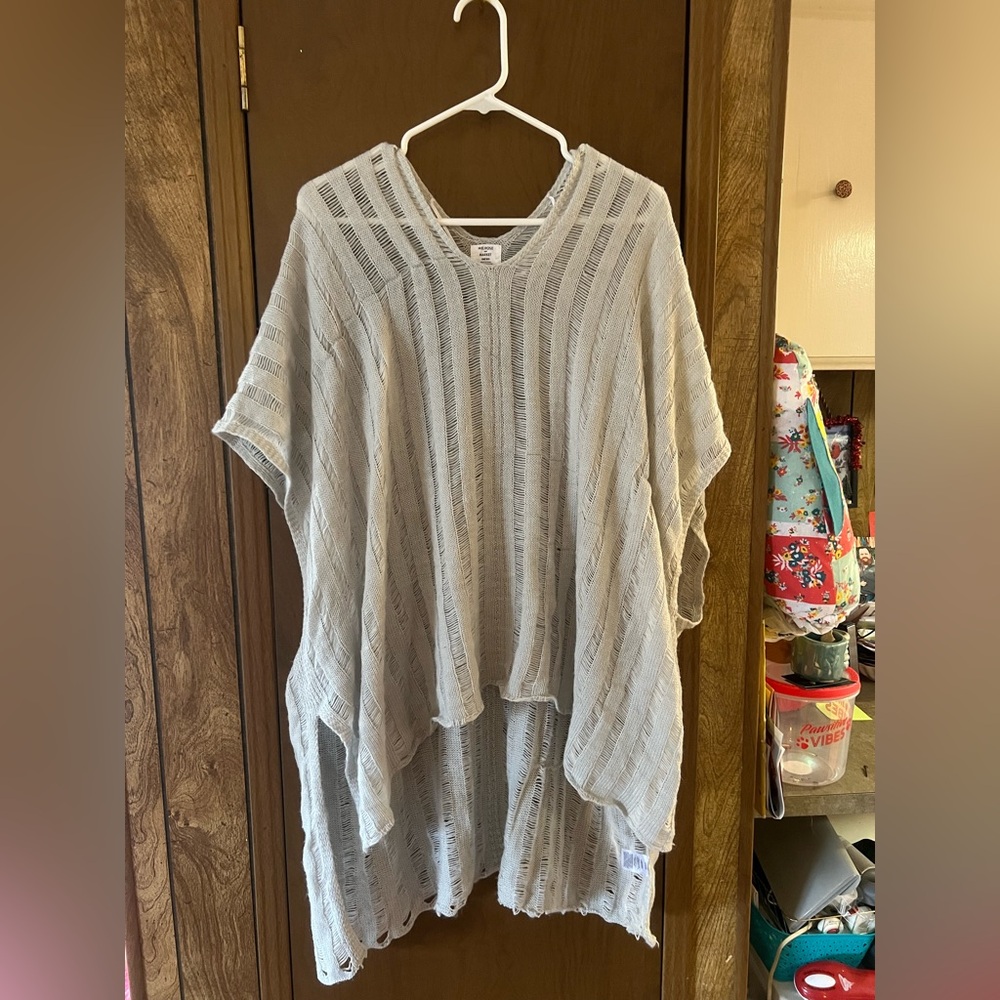 Melrose and Market Gray Boxy Tunic with Relaxed Sleeves